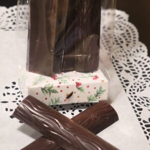 Chocolade 4 x buche gevuld +/- 135g melk