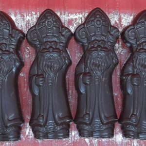 16) 4 x gevulde sint donker +/- 120g